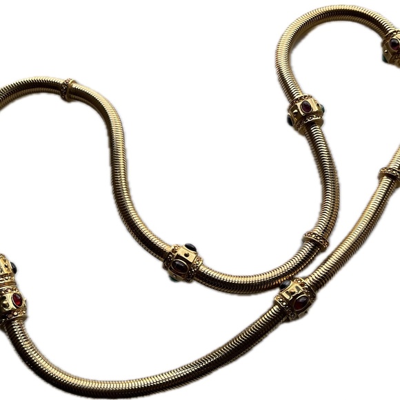 Gold Jeweled VINTAGE 1980\'s Belt 35in/90cm x .5in wide PRISTINE